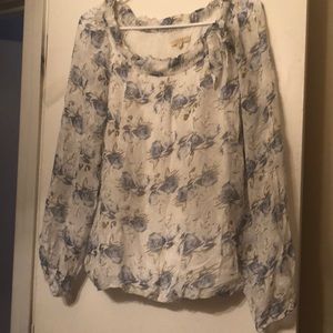 Sheer Flowy blouse, lined,